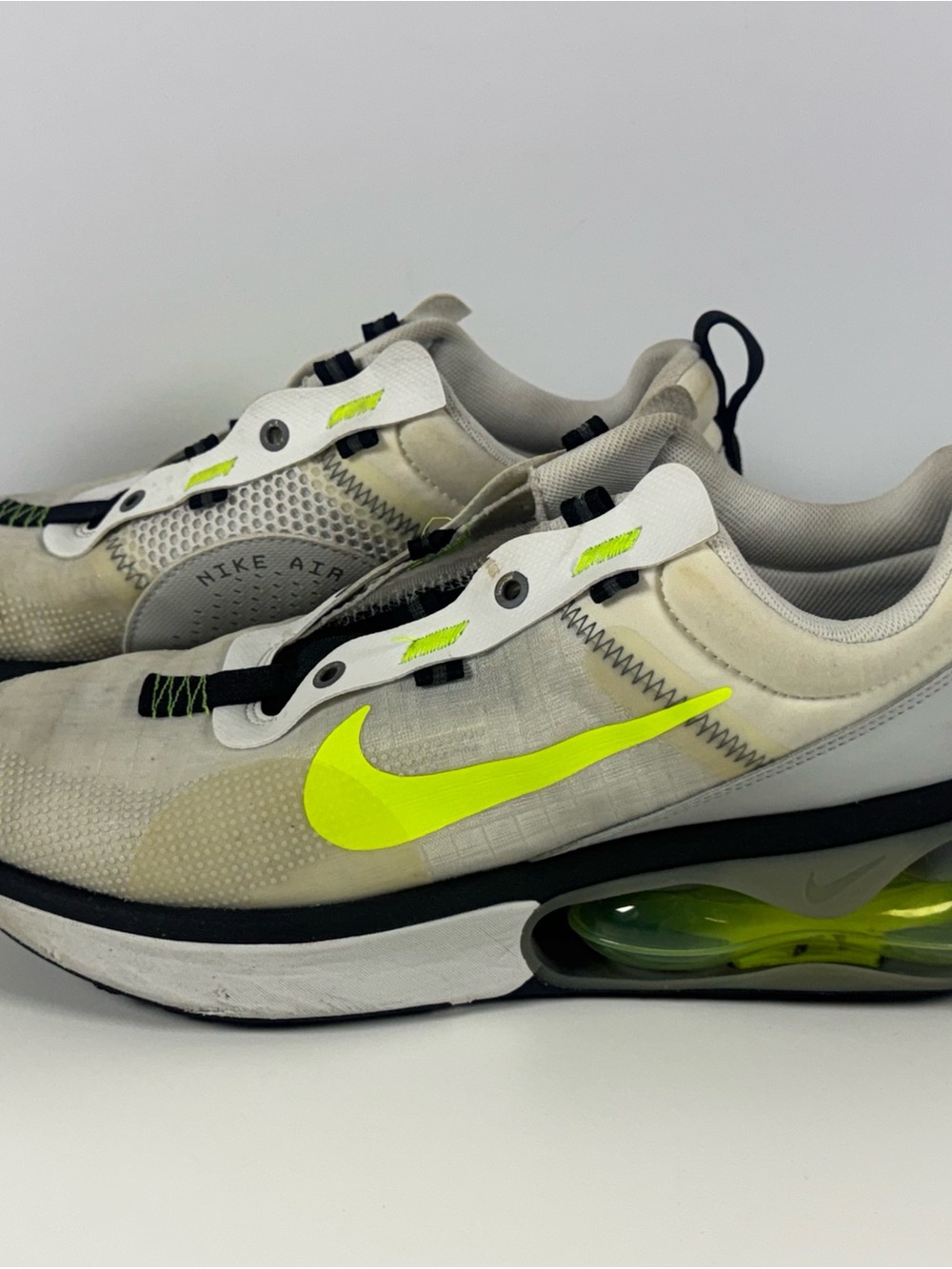 Nike Men’s Sneakers - White with Neon Yellow Swoosh
